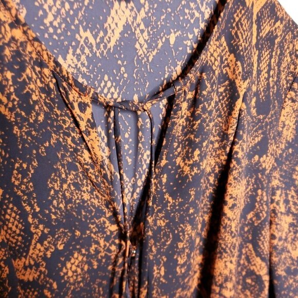 Cabi Womens Career Snake Print Faux Wrap Blouse Medium - Picture 4 of 9